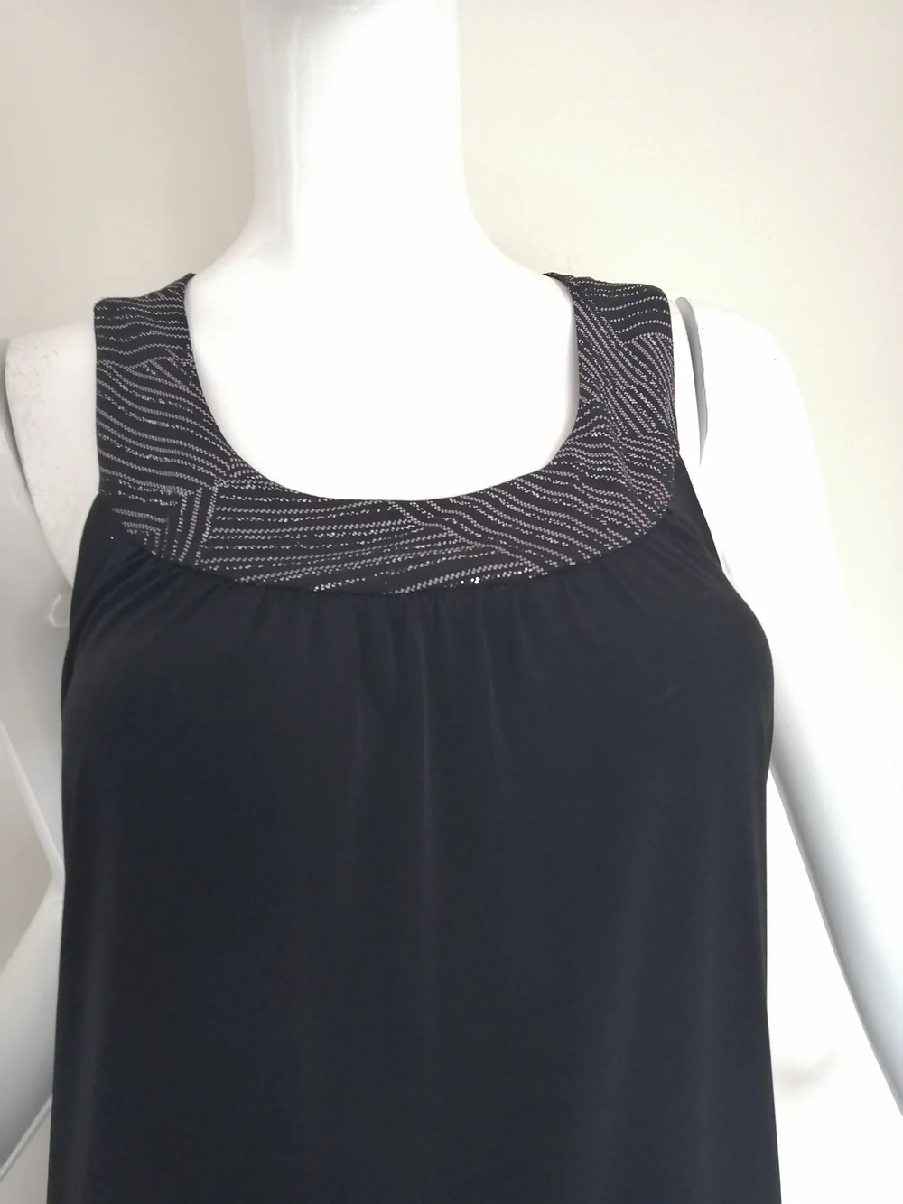 Black Beaded Scoop-Neck Midi Dress - Picture 3 of 9
